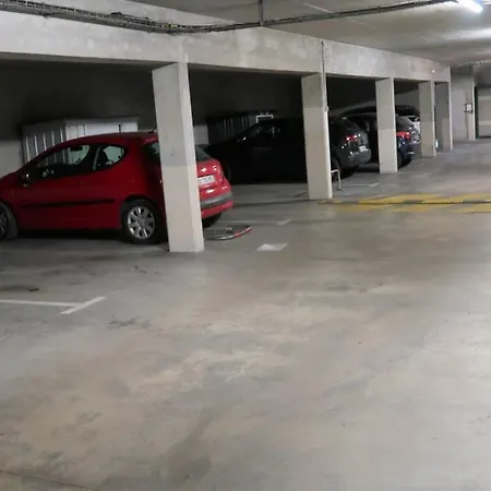 Centre Avec Piscine Et Parking Prive Apartment Hyeres